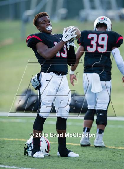 Thumbnail 2 in Rowlett vs Lake Highlands photogallery.