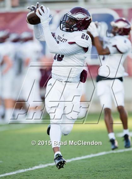 Thumbnail 3 in Rowlett vs Lake Highlands photogallery.