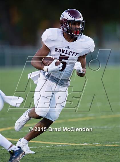 Thumbnail 3 in Rowlett vs Lake Highlands photogallery.