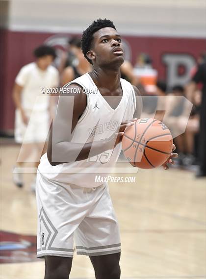 Thumbnail 2 in Mayfair vs. Moreau Catholic (Rancho Mirage Holiday Invitational) photogallery.