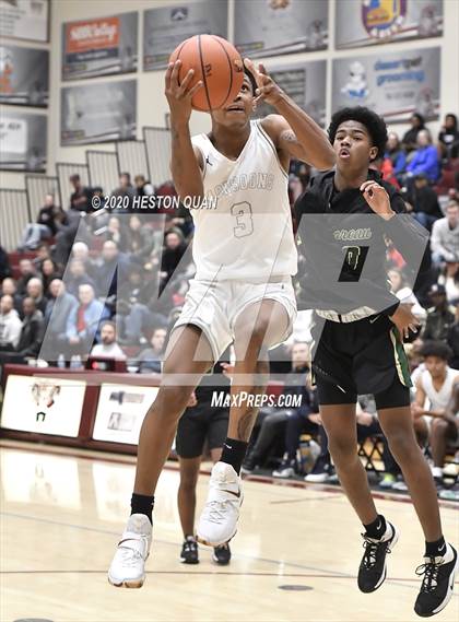 Thumbnail 2 in Mayfair vs. Moreau Catholic (Rancho Mirage Holiday Invitational) photogallery.