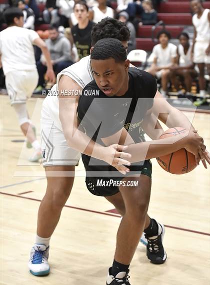 Thumbnail 3 in Mayfair vs. Moreau Catholic (Rancho Mirage Holiday Invitational) photogallery.