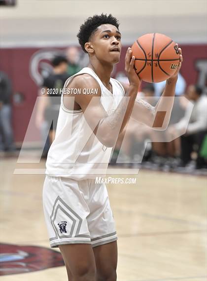 Thumbnail 1 in Mayfair vs. Moreau Catholic (Rancho Mirage Holiday Invitational) photogallery.