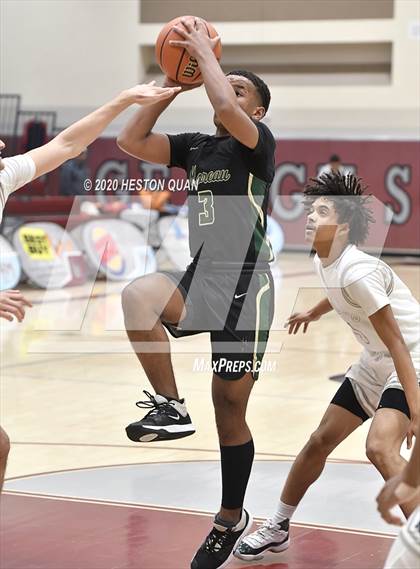 Thumbnail 1 in Mayfair vs. Moreau Catholic (Rancho Mirage Holiday Invitational) photogallery.