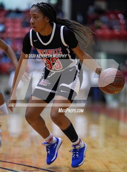 Thumbnail 1 in DeSoto vs Duncanville (6A Region I quarterfinal) photogallery.