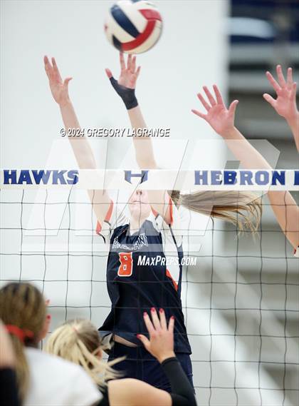 Thumbnail 1 in Lovejoy vs Wakeland (UIL5A Volleyball Regional Final Division 2) photogallery.