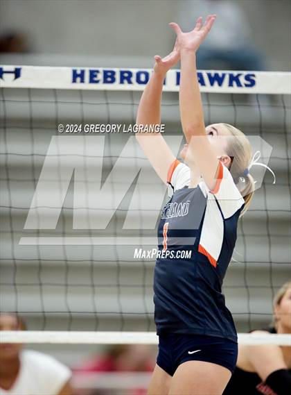Thumbnail 1 in Lovejoy vs Wakeland (UIL5A Volleyball Regional Final Division 2) photogallery.