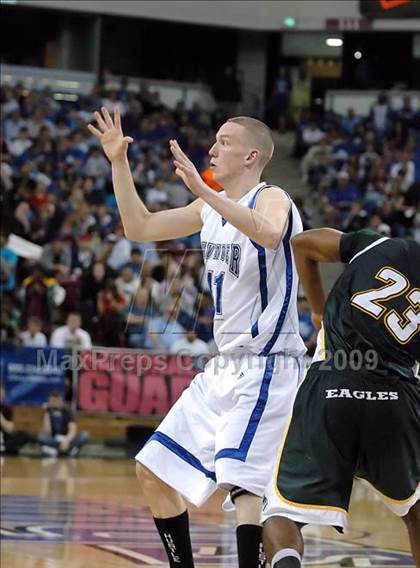 Thumbnail 1 in Eisenhower vs. Rocklin (CIF State D2 Final) photogallery.