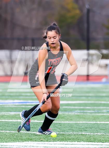 Thumbnail 2 in Kingston vs. Mamaroneck (NYSPHSAA Class A Regional Final) photogallery.