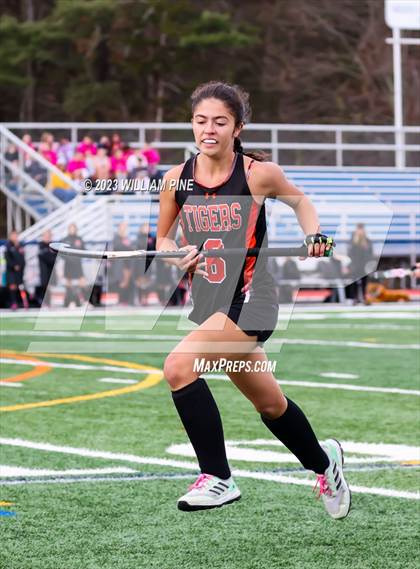 Thumbnail 2 in Kingston vs. Mamaroneck (NYSPHSAA Class A Regional Final) photogallery.