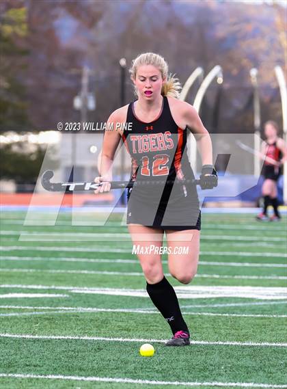 Thumbnail 2 in Kingston vs. Mamaroneck (NYSPHSAA Class A Regional Final) photogallery.