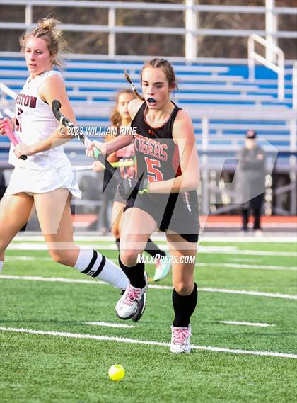 Thumbnail 1 in Kingston vs. Mamaroneck (NYSPHSAA Class A Regional Final) photogallery.