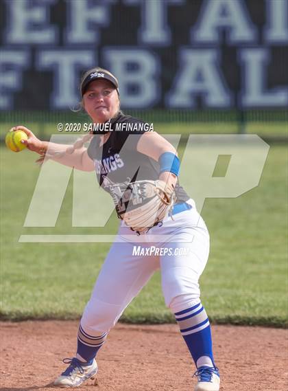 Thumbnail 2 in Millard North @ Gretna photogallery.