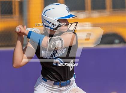 Thumbnail 2 in Millard North @ Gretna photogallery.