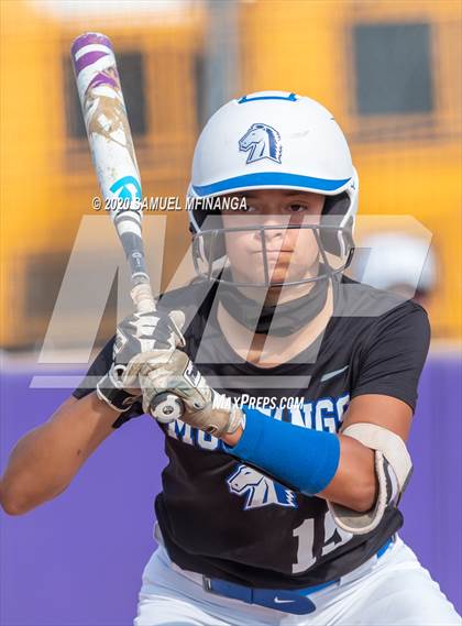 Thumbnail 3 in Millard North @ Gretna photogallery.