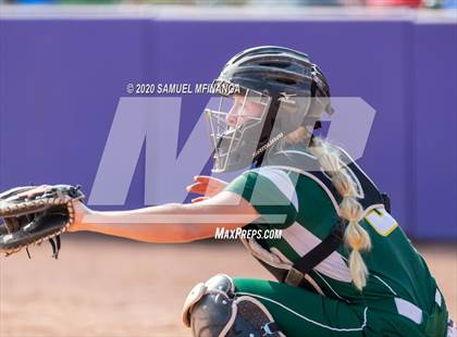 Thumbnail 1 in Millard North @ Gretna photogallery.