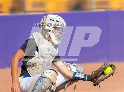 Thumbnail 3 in Millard North @ Gretna photogallery.