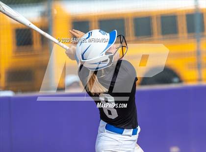 Thumbnail 3 in Millard North @ Gretna photogallery.