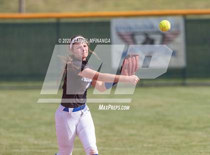 Thumbnail 2 in Millard North @ Gretna photogallery.