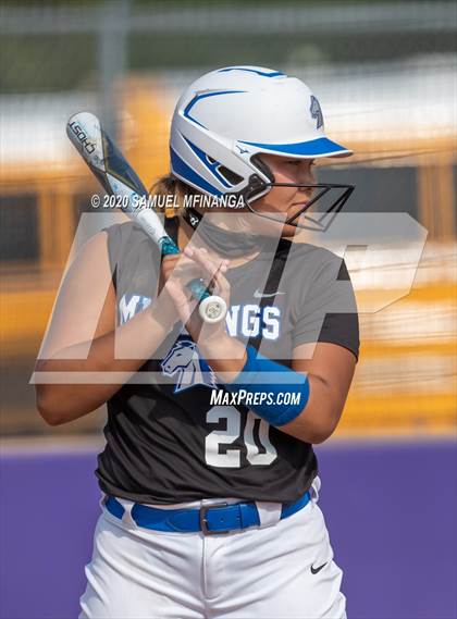 Thumbnail 1 in Millard North @ Gretna photogallery.