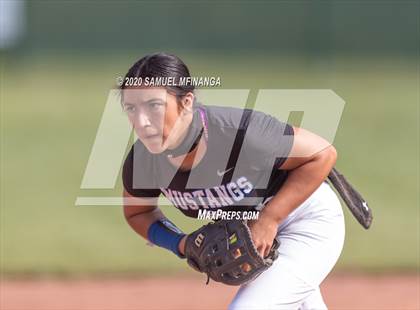 Thumbnail 2 in Millard North @ Gretna photogallery.