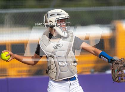 Thumbnail 1 in Millard North @ Gretna photogallery.