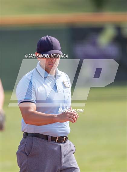 Thumbnail 3 in Millard North @ Gretna photogallery.