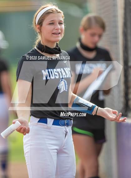 Thumbnail 1 in Millard North @ Gretna photogallery.