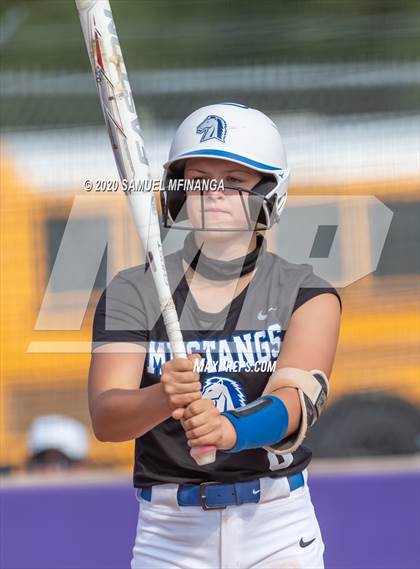 Thumbnail 1 in Millard North @ Gretna photogallery.