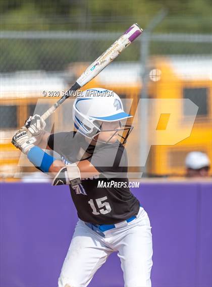 Thumbnail 3 in Millard North @ Gretna photogallery.