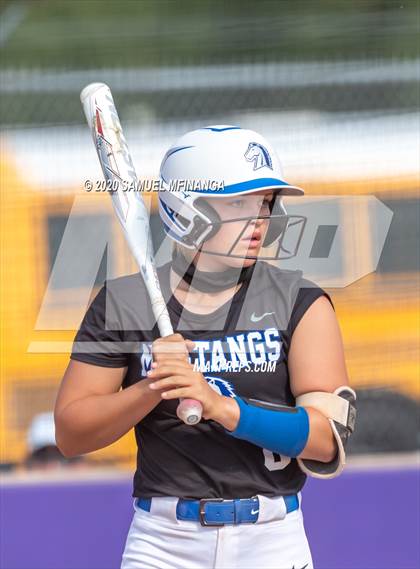 Thumbnail 2 in Millard North @ Gretna photogallery.