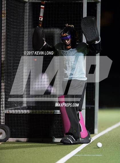 Thumbnail 3 in St. John's vs. Greenhill photogallery.
