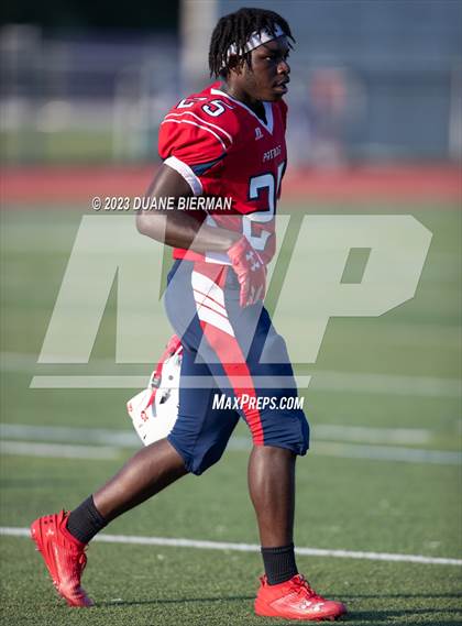 Thumbnail 2 in Christian Brothers vs Henry County (Scrimmage) photogallery.