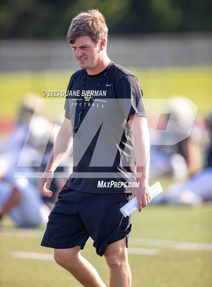 Thumbnail 2 in Christian Brothers vs Henry County (Scrimmage) photogallery.