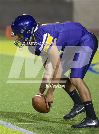 Thumbnail 3 in Hanford vs. Fresno photogallery.