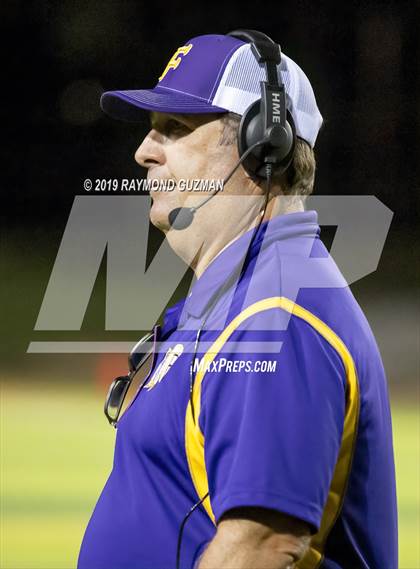Thumbnail 2 in Hanford vs. Fresno photogallery.