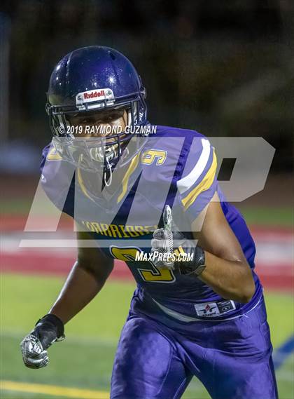 Thumbnail 1 in Hanford vs. Fresno photogallery.
