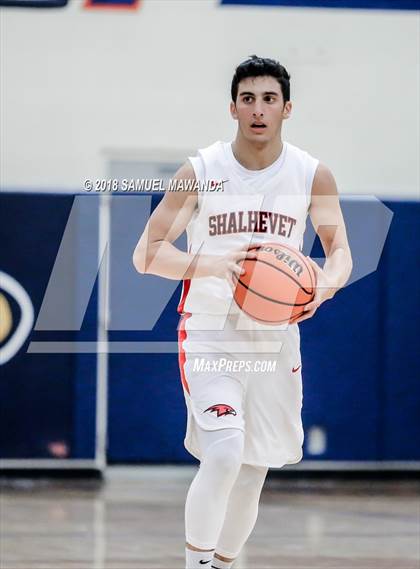 Thumbnail 3 in La Canada vs Shalhevet (4th Annual West Valley Thanksgiving Tip-Off Classic) photogallery.