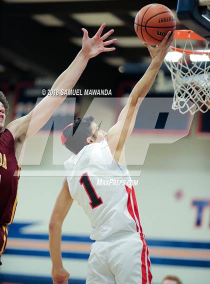 Thumbnail 3 in La Canada vs Shalhevet (4th Annual West Valley Thanksgiving Tip-Off Classic) photogallery.