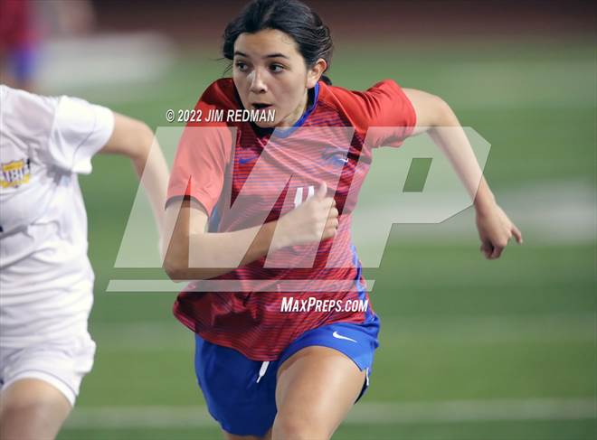 null - Photo 01