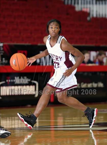 Thumbnail 3 in Gentry vs. University (T-Mobile Invitational) photogallery.
