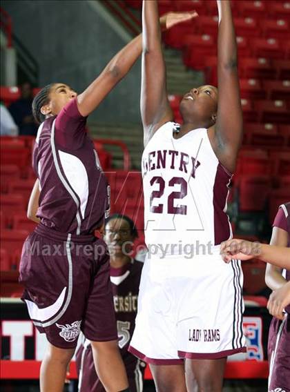 Thumbnail 2 in Gentry vs. University (T-Mobile Invitational) photogallery.