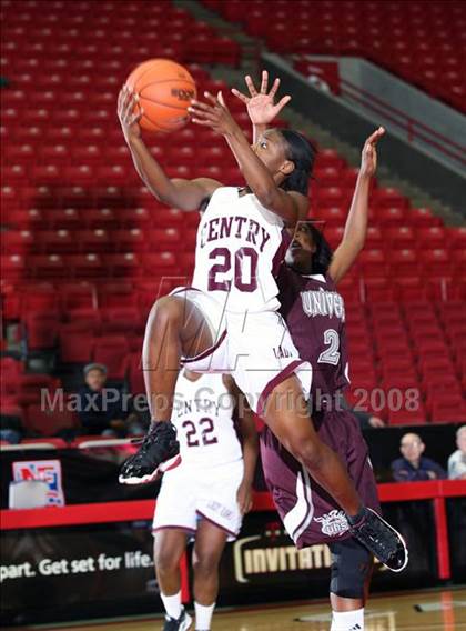 Thumbnail 1 in Gentry vs. University (T-Mobile Invitational) photogallery.