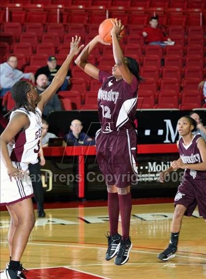 Thumbnail 1 in Gentry vs. University (T-Mobile Invitational) photogallery.