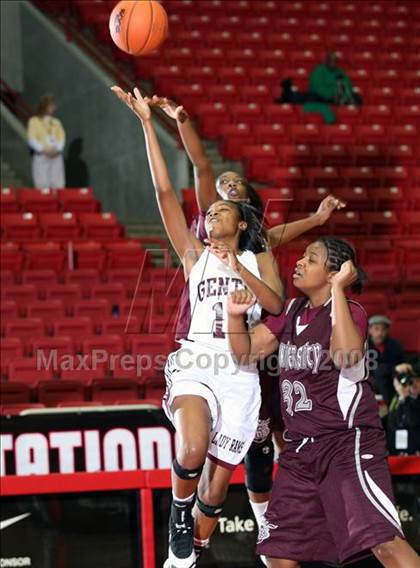 Thumbnail 3 in Gentry vs. University (T-Mobile Invitational) photogallery.