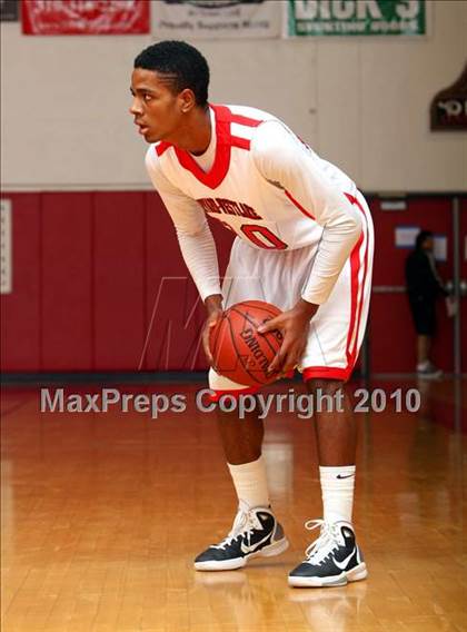 Thumbnail 1 in Palisades vs. Harvard-Westlake (Pacific Shores Tournament) photogallery.