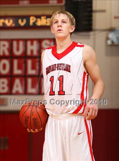 Thumbnail 3 in Palisades vs. Harvard-Westlake (Pacific Shores Tournament) photogallery.