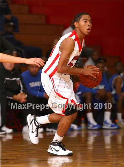 Thumbnail 3 in Palisades vs. Harvard-Westlake (Pacific Shores Tournament) photogallery.