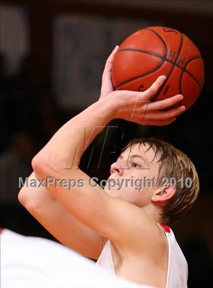 Thumbnail 2 in Palisades vs. Harvard-Westlake (Pacific Shores Tournament) photogallery.