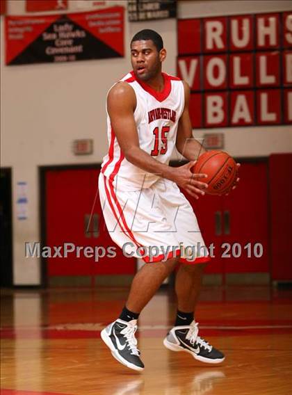 Thumbnail 2 in Palisades vs. Harvard-Westlake (Pacific Shores Tournament) photogallery.